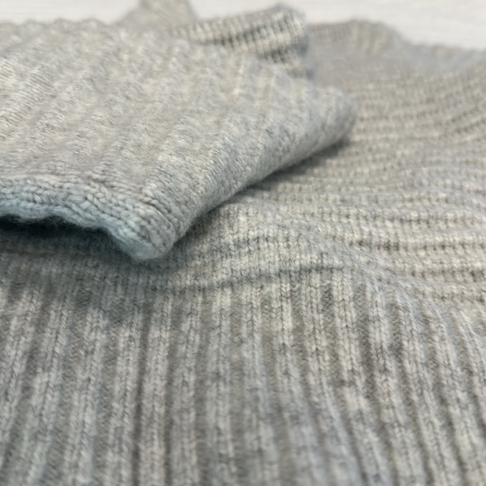 Grey Cardigan - Picture 3 of 4
